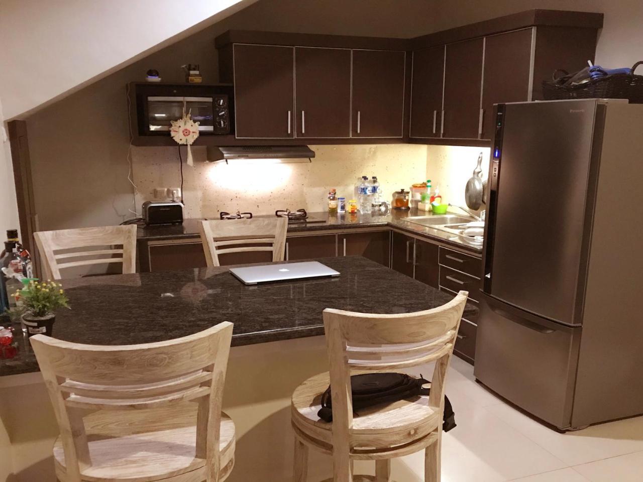 Villa Anyelir Семиняк Екстериор снимка